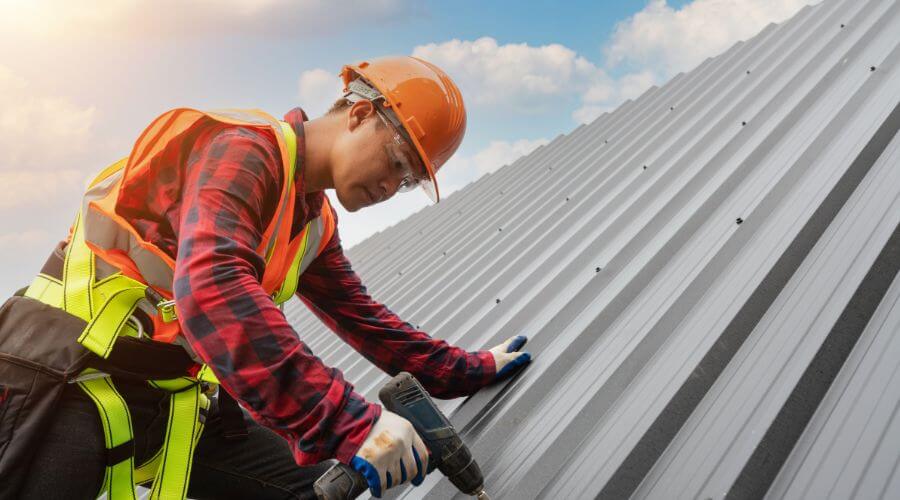 Professional roofing contractor services in La Verne - Kryndix Summit